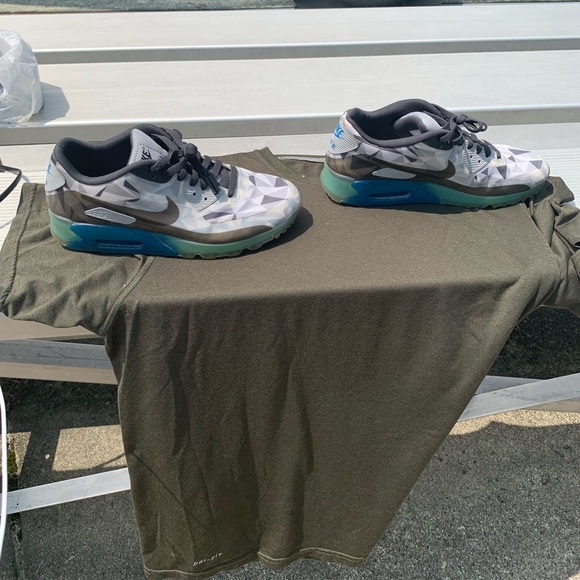 Nike Air Max 90 Ice Wolf Grey (Sz 9 in men) - Picture 3 of 12